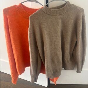 H&M Tan Crewneck Sweater